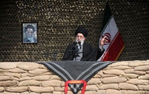 رهبر انقلاب در اجتماع عظیم زائران مناطق عملیاتی دفاع مقدس