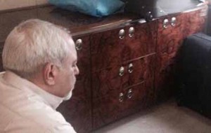 عکس مخفیانه از وزیر خارجه کشورمان در جریان سفر خارجی
