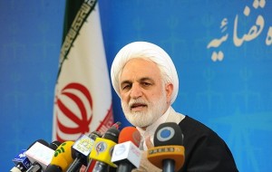 تمدید قرار بازداشت زنجانی/محاکمه غیابی متهمان حوادث 88