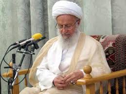 نظر آیت‌الله مکارم‌ درباره پخش مسابقات بانوان